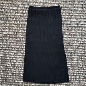 Aritzia Wifred Pleaded Midi Skirt